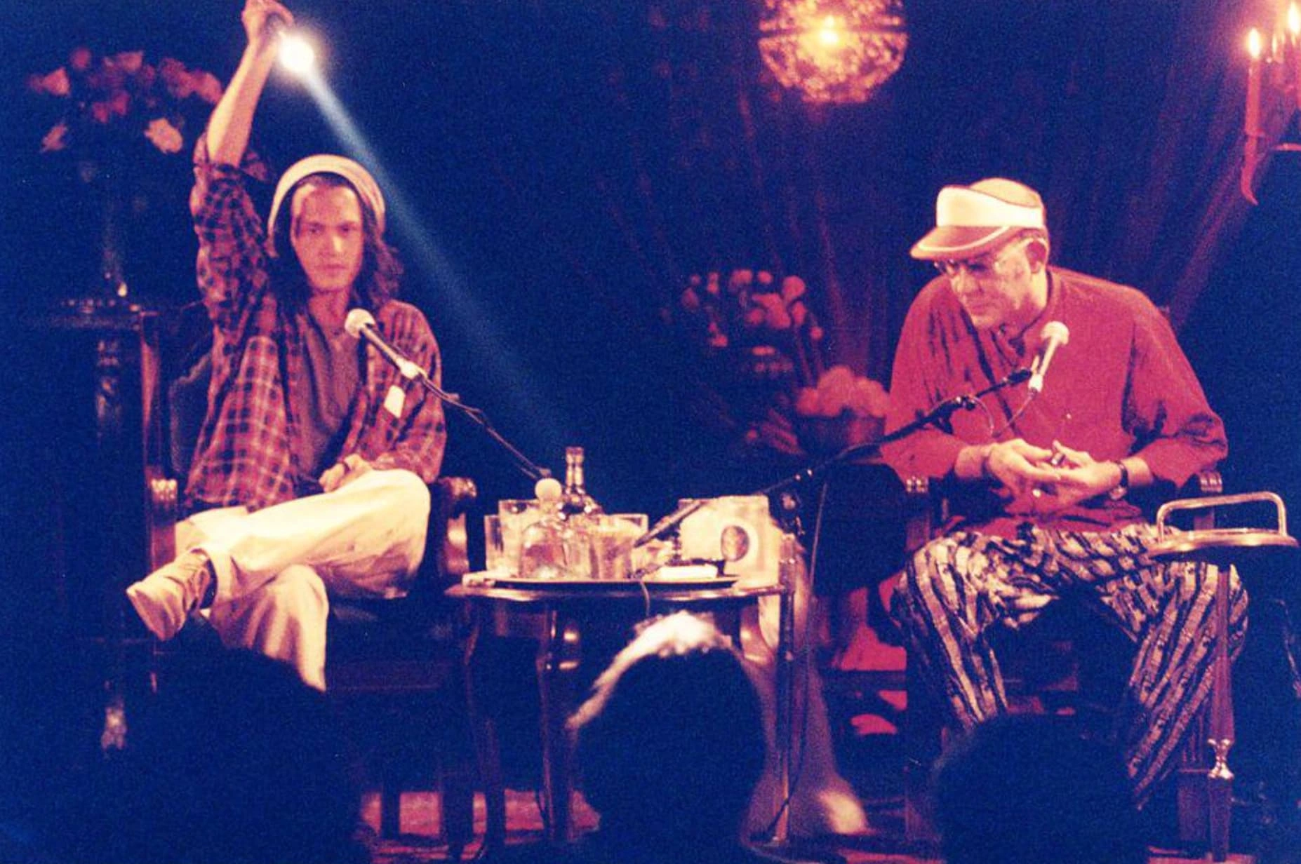 20 Fiery Photos of '90s Celebrities Rocking the Viper Room