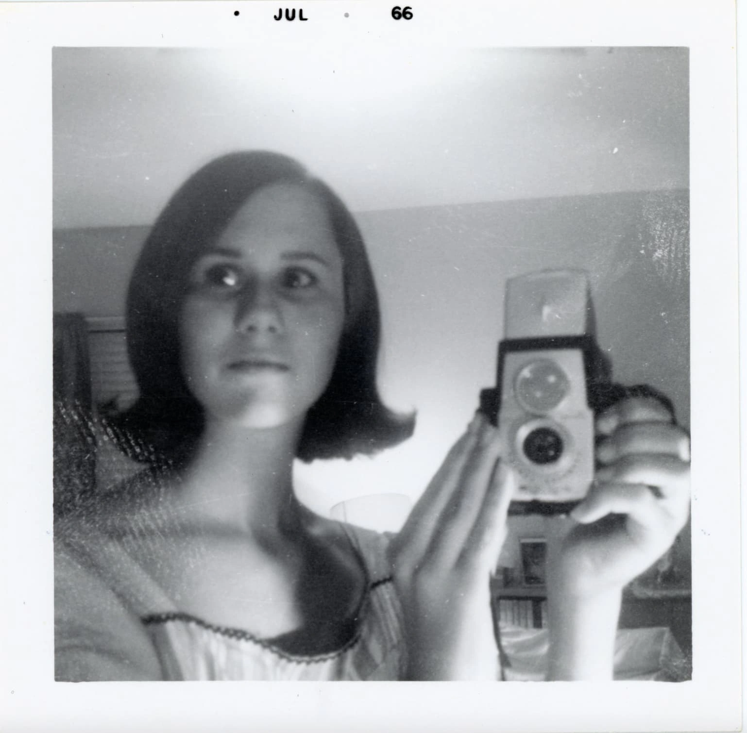 29 Retro Self-Portraits from the Pre-iPhone Era