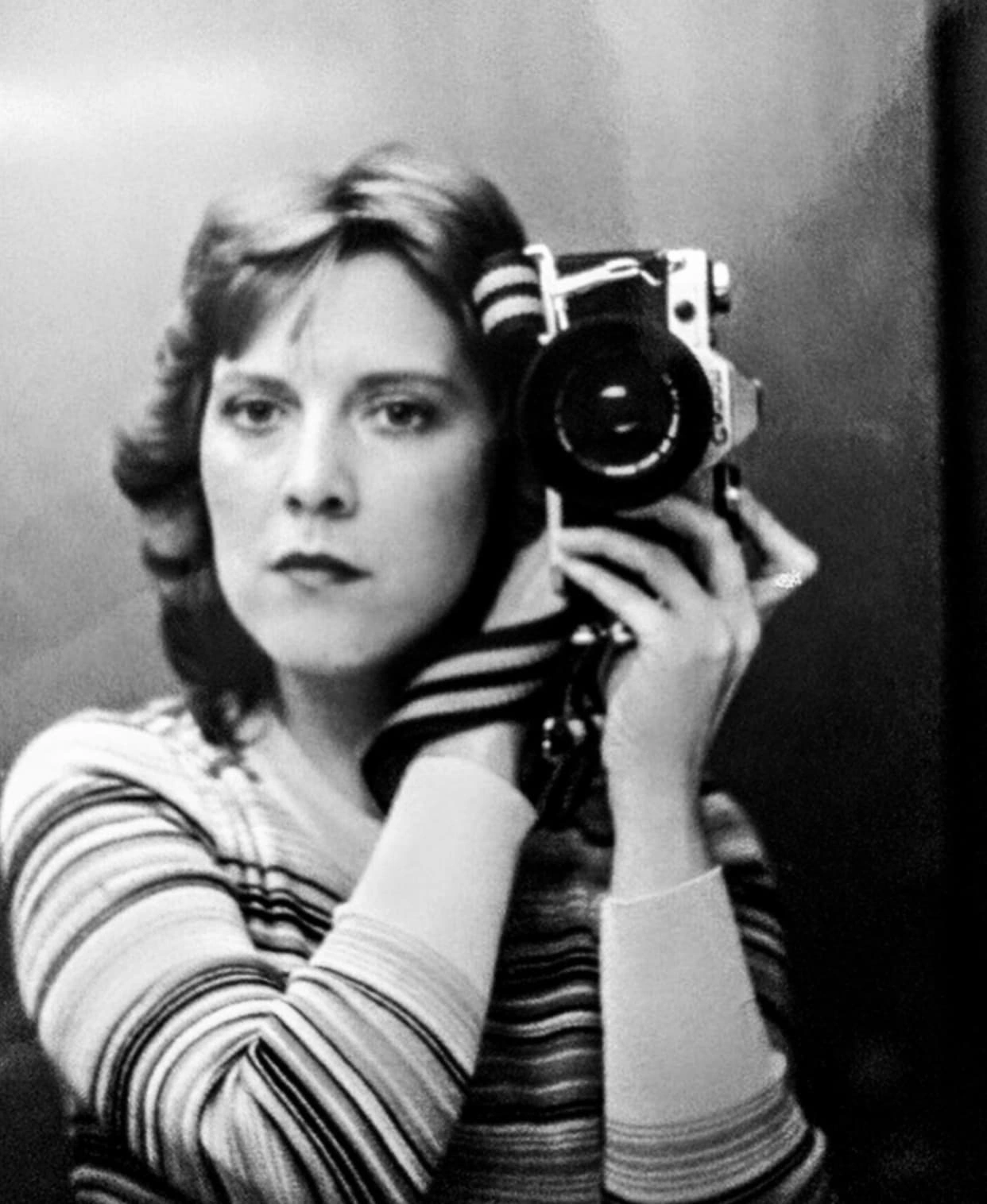 29 Retro Self-Portraits from the Pre-iPhone Era