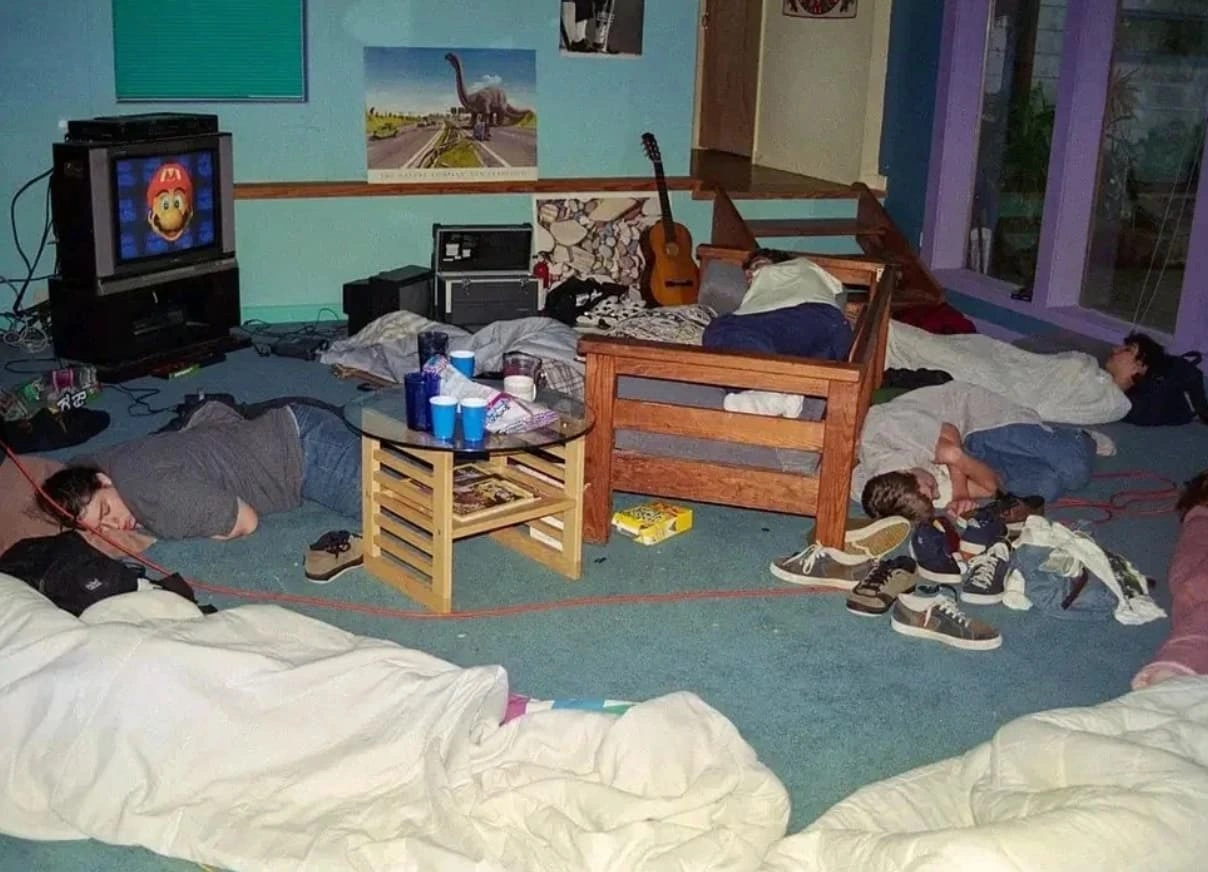 26 Throwback Photos and Memes to Celebrate Wayback Wednesday