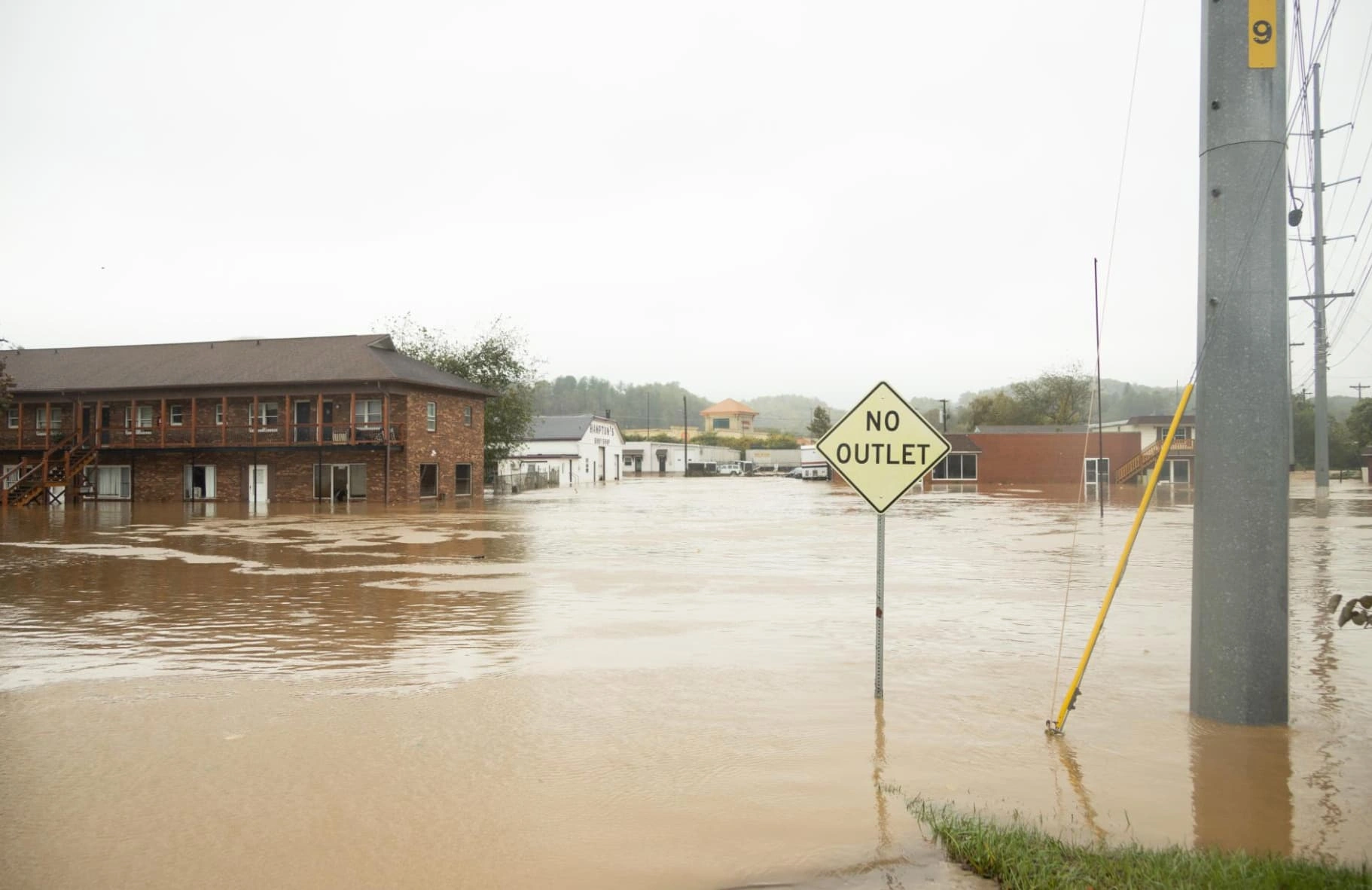 22 Heartbreaking Images Captured in the Aftermath of Hurricane Helene