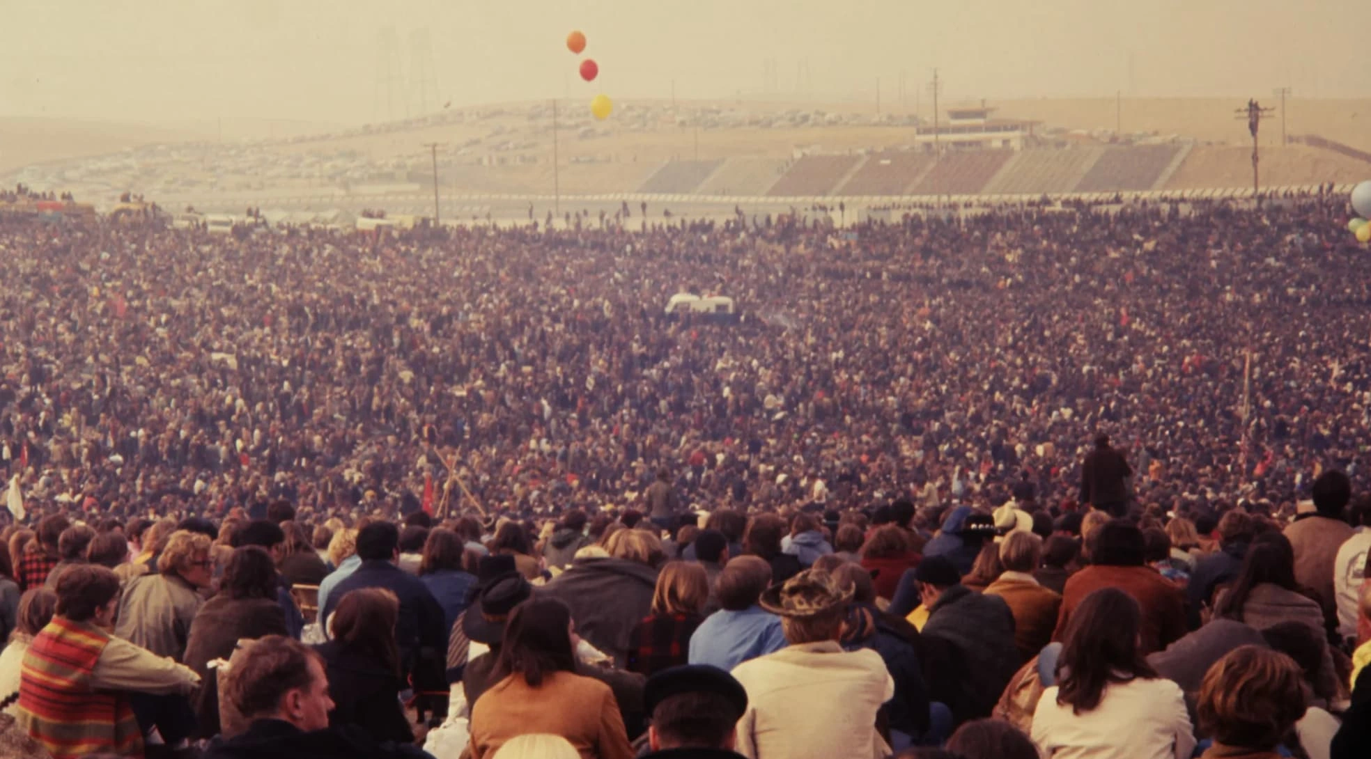 Capturing the Untold Tale of the 1969 Anti-Woodstock Event Through 20 Images