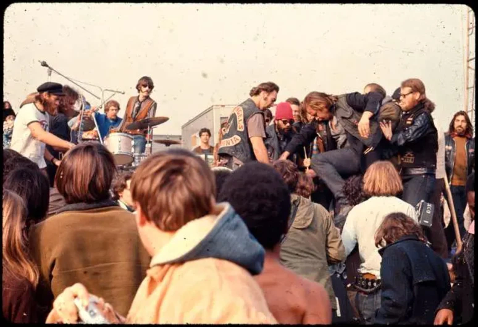 Capturing the Untold Tale of the 1969 Anti-Woodstock Event Through 20 Images