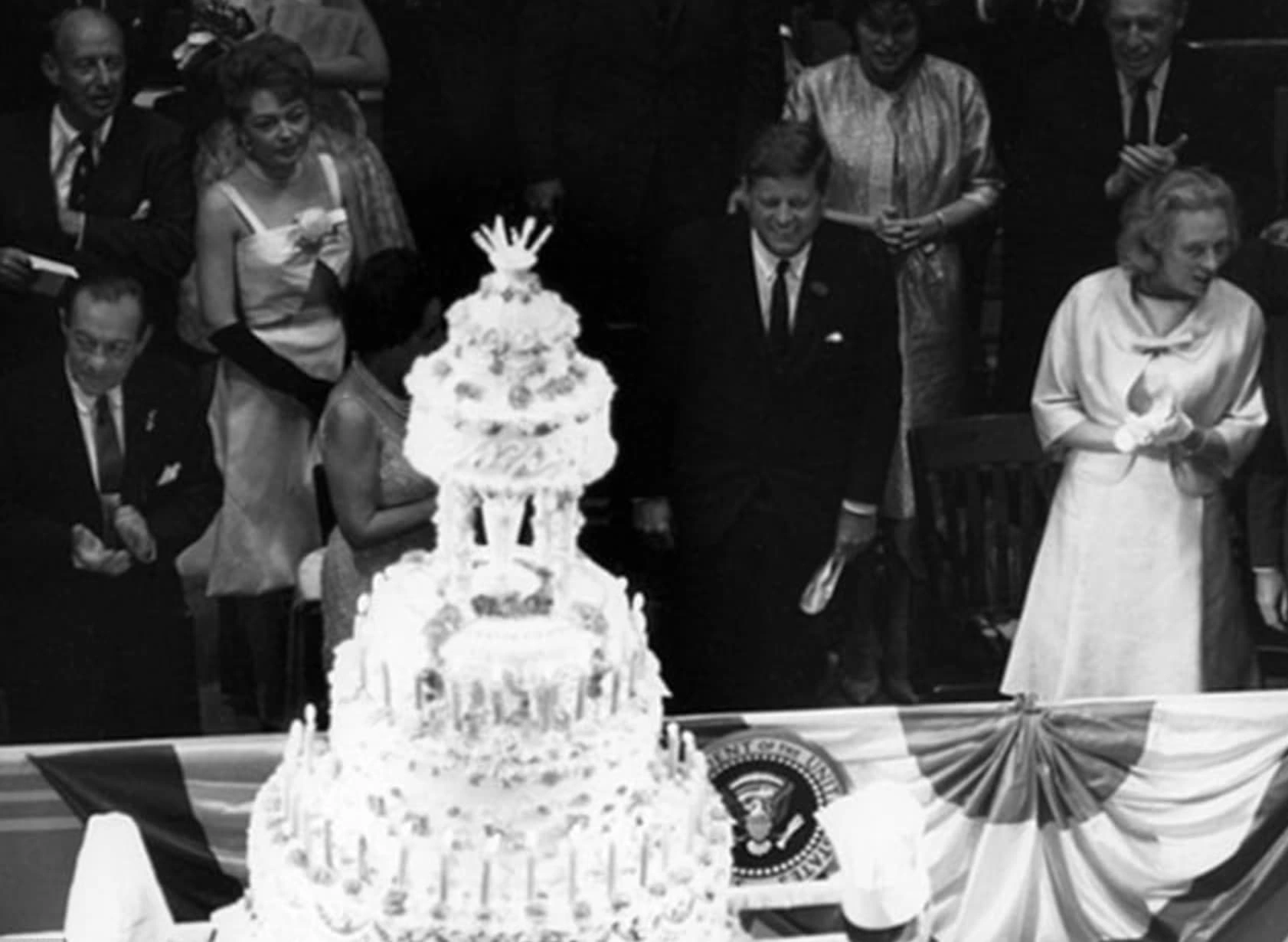 Celebrating Mr. President: A Steamy Look at President John F. Kennedy's 1962 Birthday Bash in 20 Captivating Photos