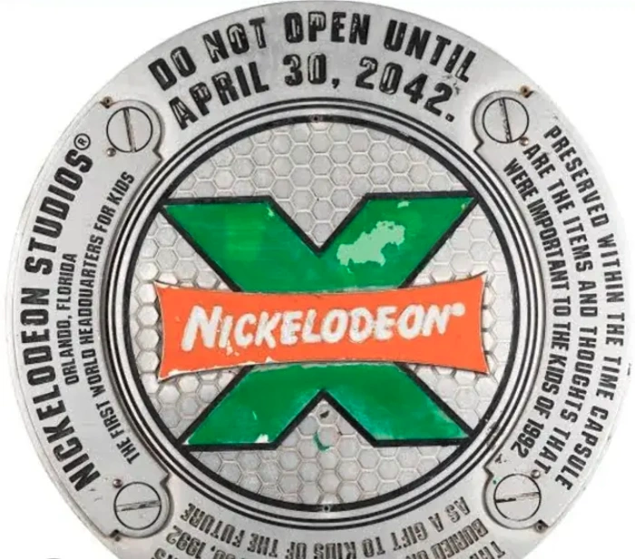 Throwback Tweets: 19 Memes to Make You Feel Ancient