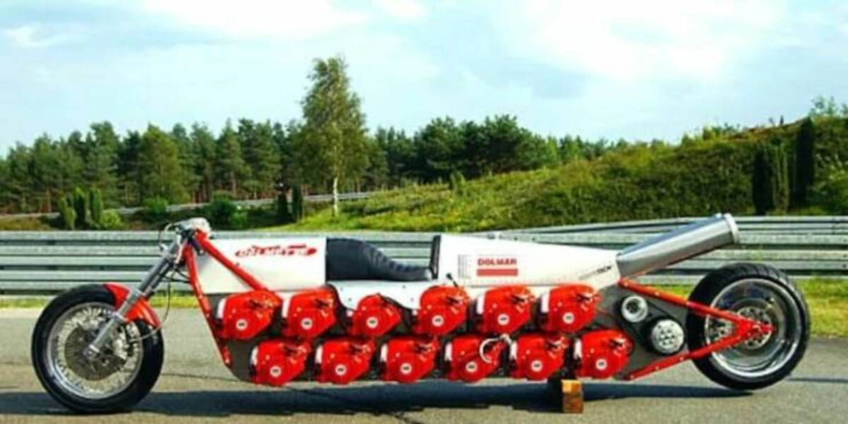 Midweek Mix: 48 Entertaining Images, Memes, and Tweets to Brighten Your Snowy Day