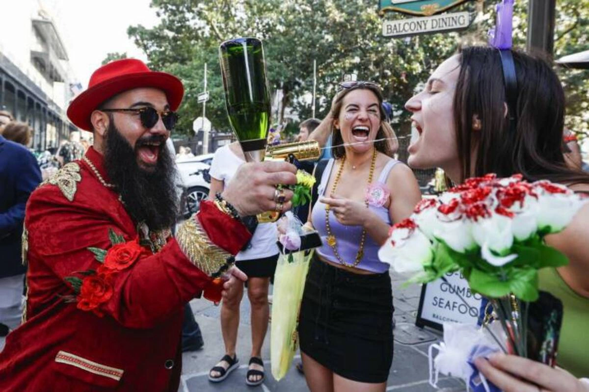 Weekend Wackiness: 48 Whimsical Randoms Unfazed by an Acorn