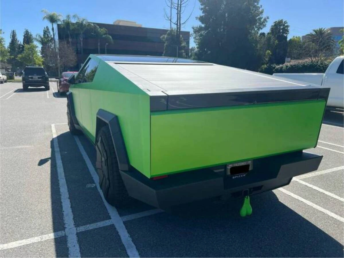 40 Midnight Musings for the Nocturnal Souls