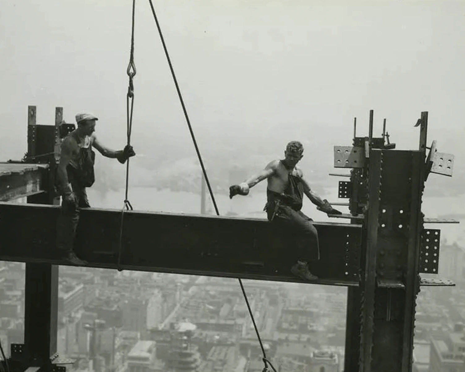 21 Vintage Construction Photos That Show How Tough People Used to Be