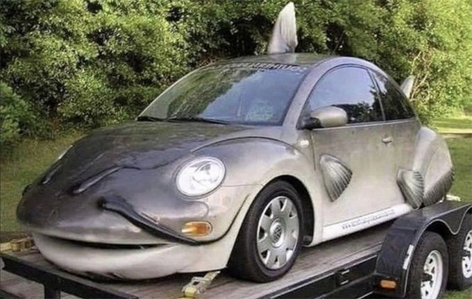 41 Insane Car Modifications Spotted During the Commute