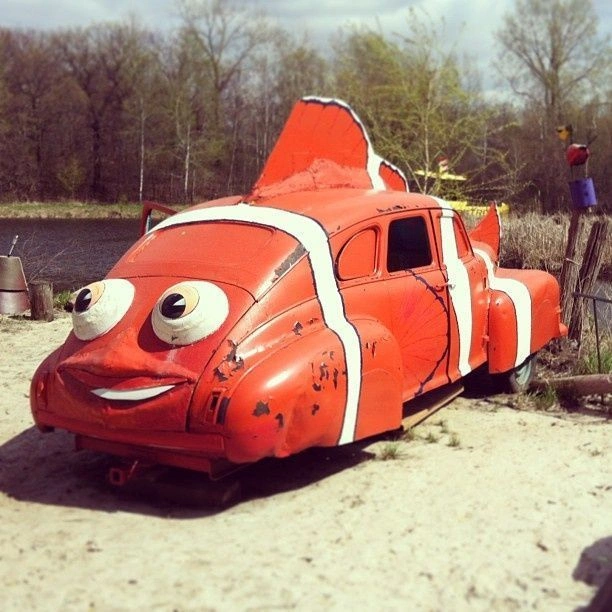 41 Insane Car Modifications Spotted During the Commute