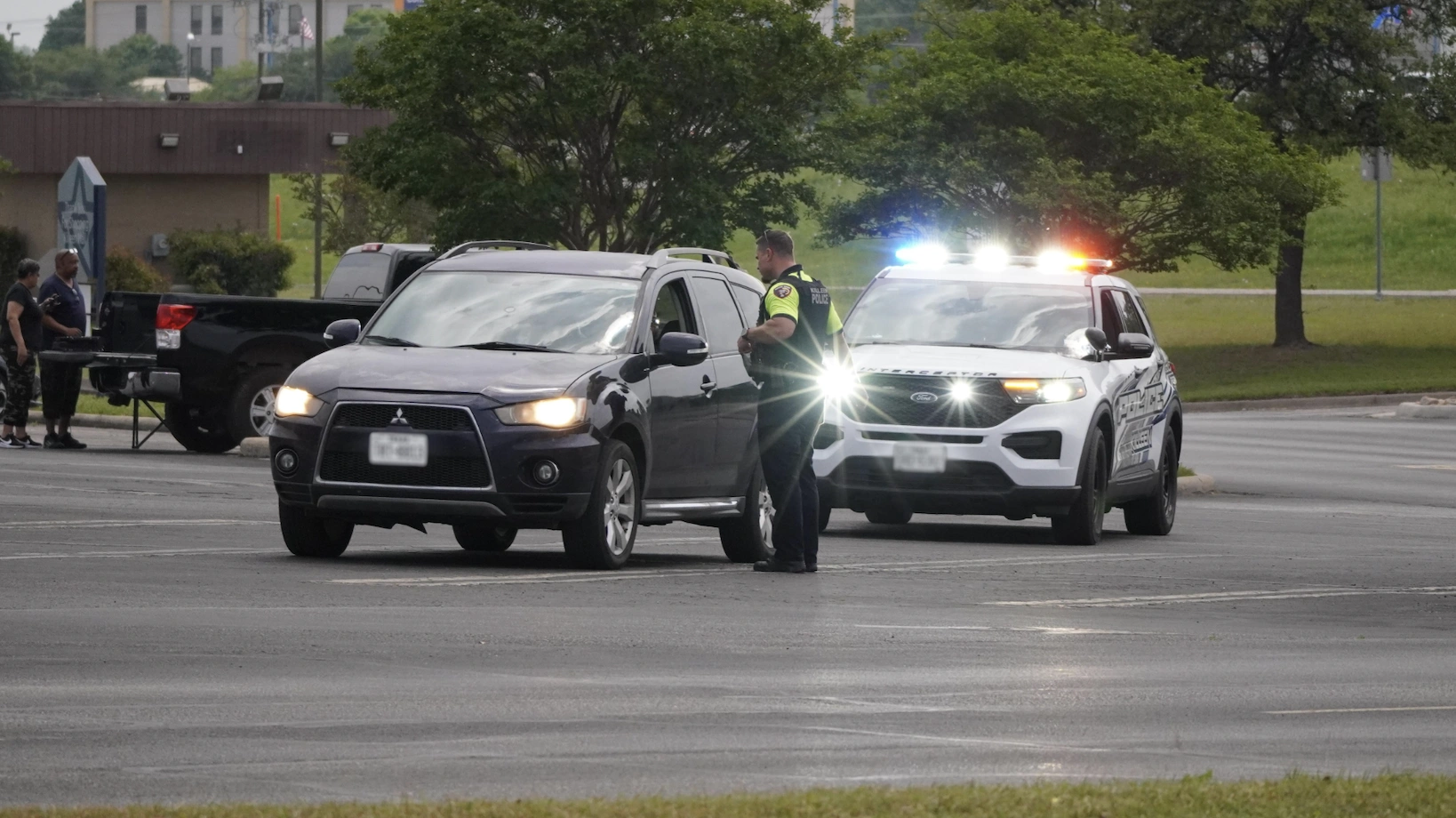 31 Stunning and Entertaining Images of the Solar Eclipse