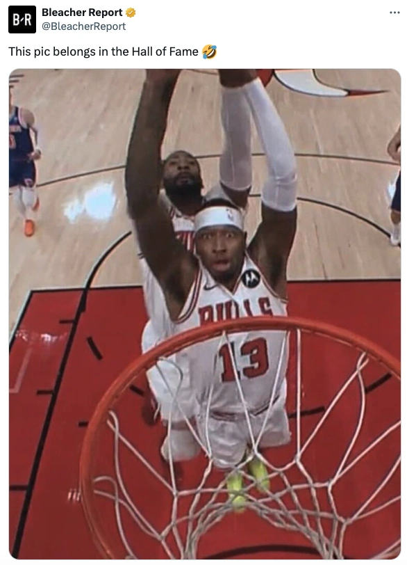 Laughing Out Loud: Our Top 24 Picks for the Funniest Tweets of the Day