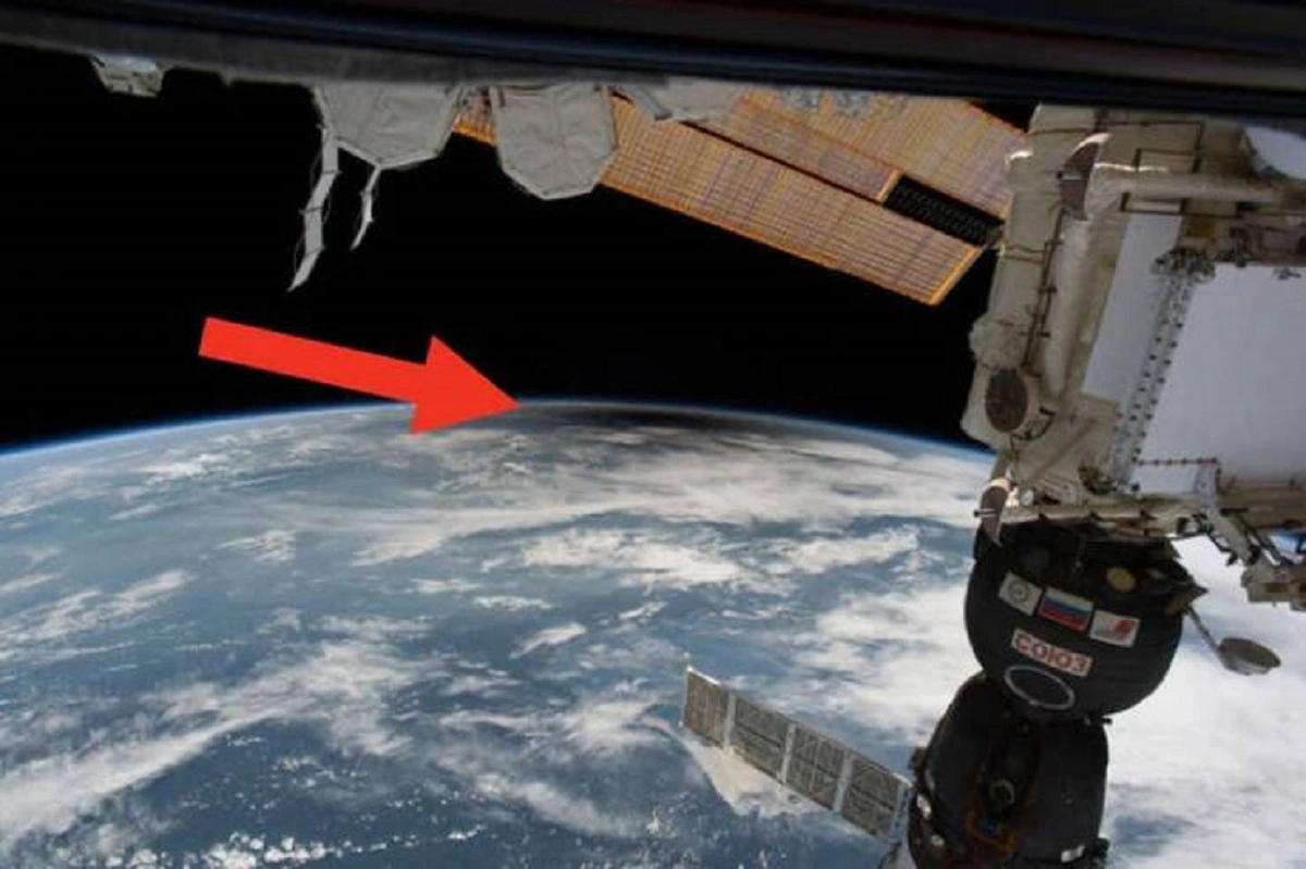 Explore 34 Captivating Images to Broaden Your Perspective