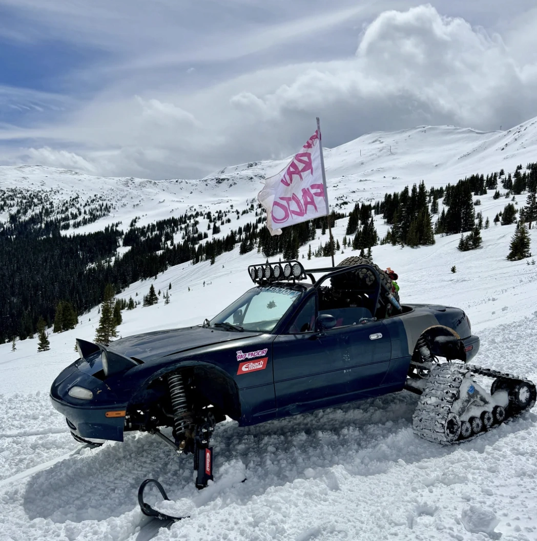 23 Crafty Experts and Their Outrageous Rides