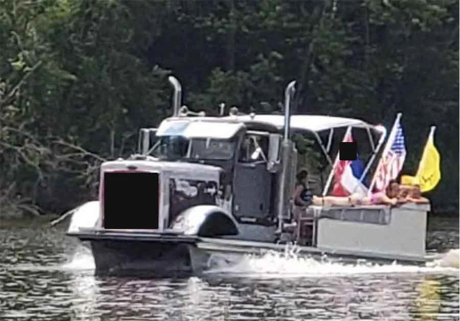 23 Crafty Experts and Their Outrageous Rides