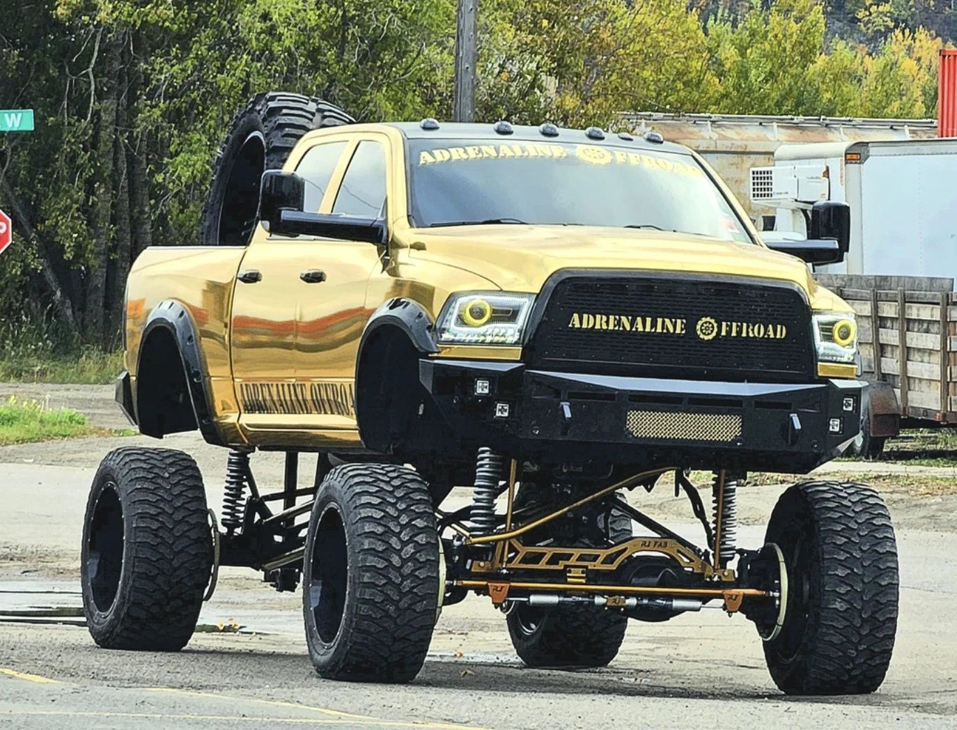 23 Crafty Experts and Their Outrageous Rides