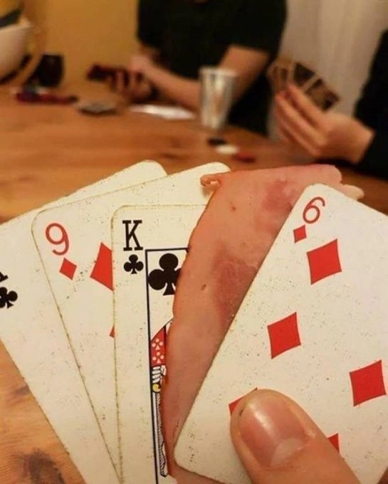 Thursday Morning Delight: 27 Unique Images and Memes for Discerning Individuals