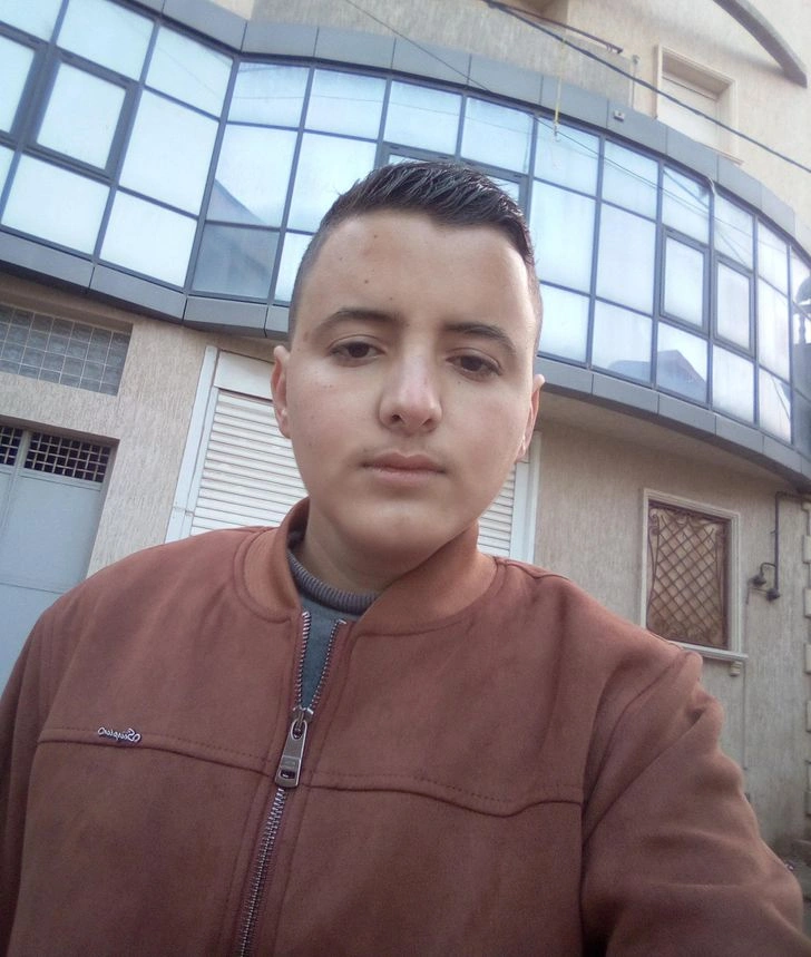 19 Individuals Who Appear Timeless