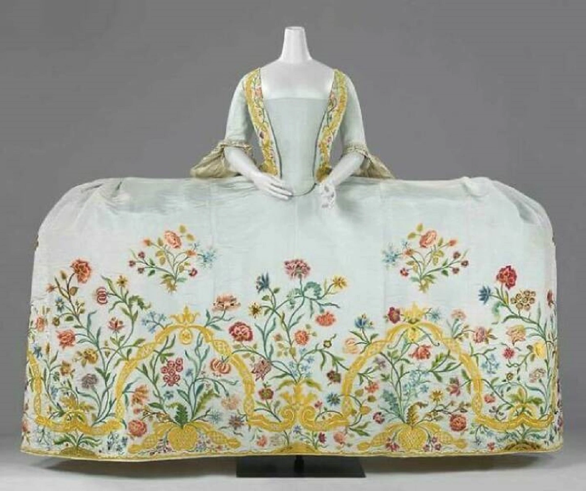 Timeless Treasures: 44 Remarkable Relics of History