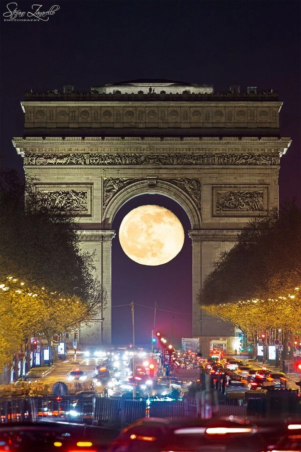 25 Photos Captured at the Perfect Moment That Resemble Something Different