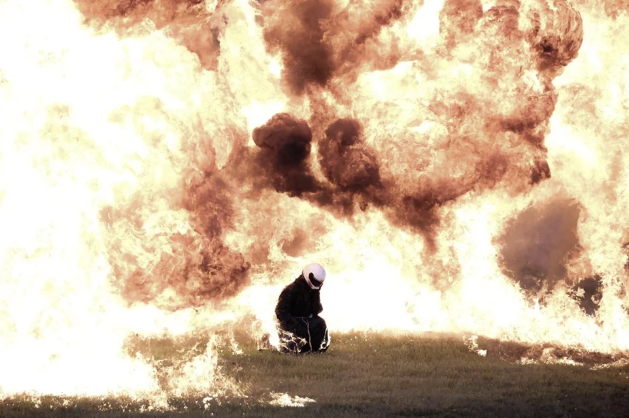 20 Explosive Images that will Blow Your Mind