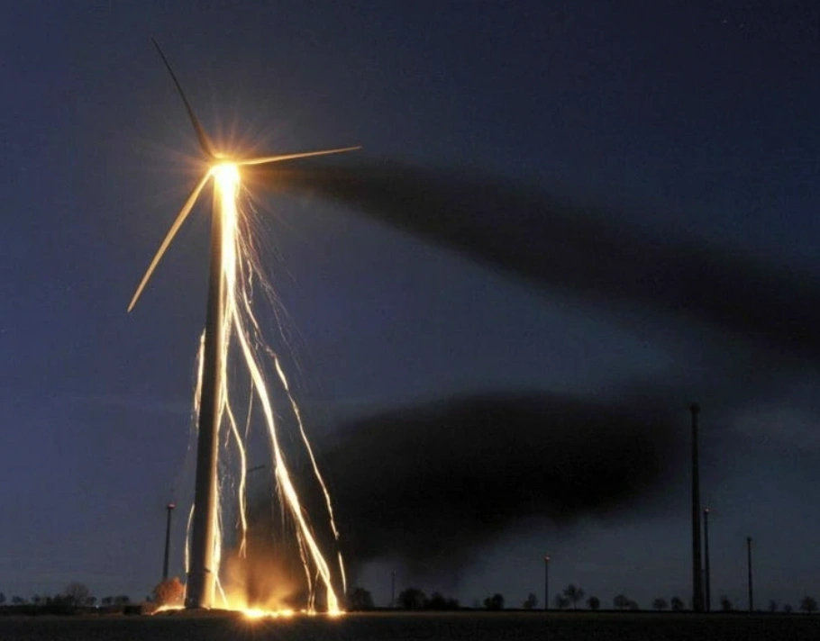 20 Explosive Images that will Blow Your Mind