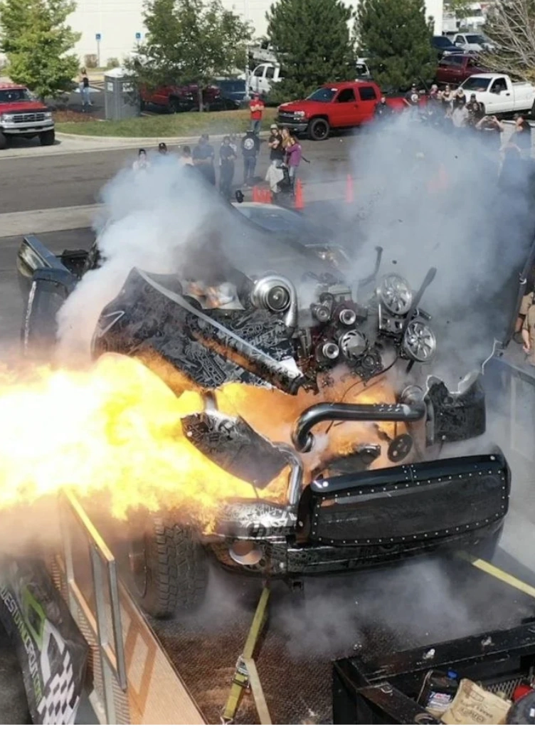 20 Explosive Images that will Blow Your Mind