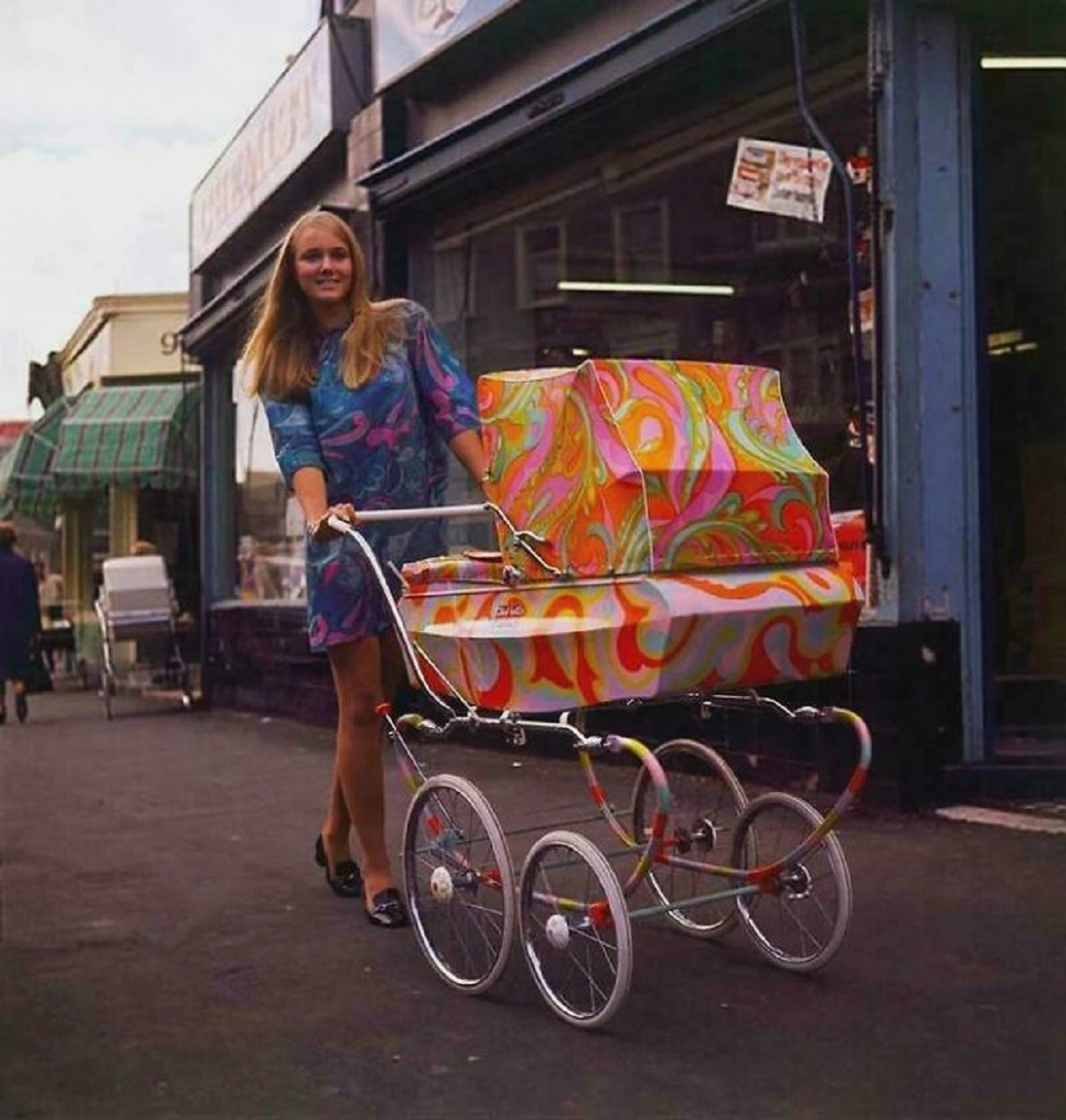 30 Captivating Historical Images that Transport You Through Time