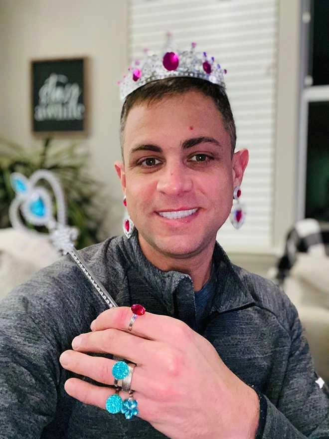 21 Fathers Rocking Makeovers Done by Their Daughters