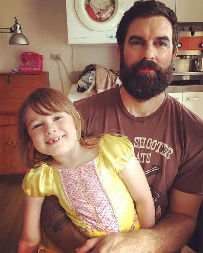 21 Fathers Rocking Makeovers Done by Their Daughters