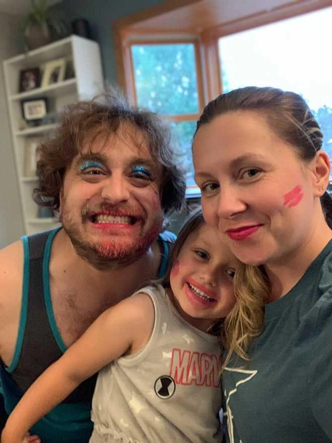 21 Fathers Rocking Makeovers Done by Their Daughters