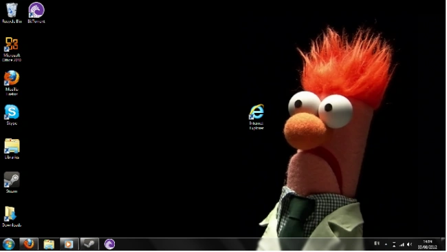 Thirsty Thursday Kicks Off with an Early Celebration of Internet Explorer's Demise (21 Photos)