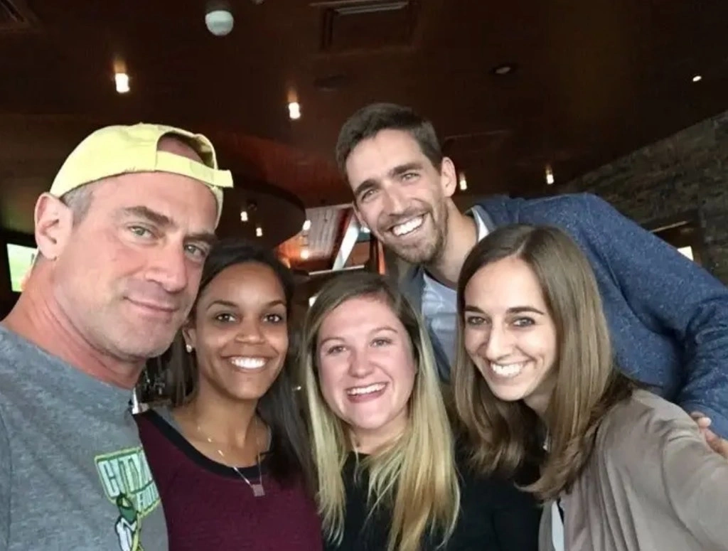22 Memorable Celebrity Encounters That Made Fans Feel Like Royalty
