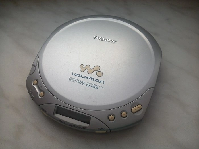 25 Nostalgic Things Everyone Forgets About the 90s