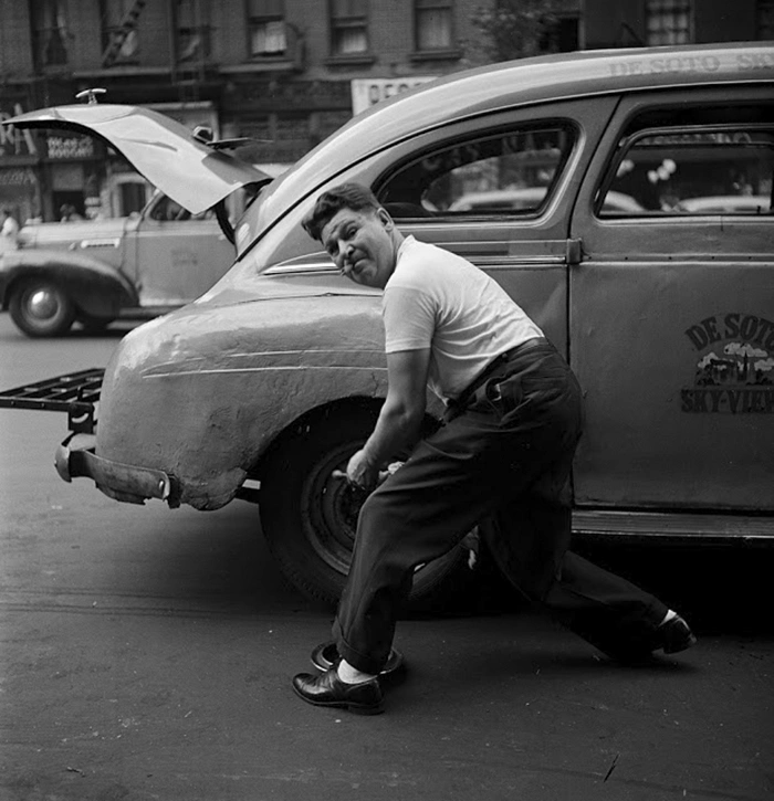 Stanley Kubrick's NYC Photographs are a Visual Delight
