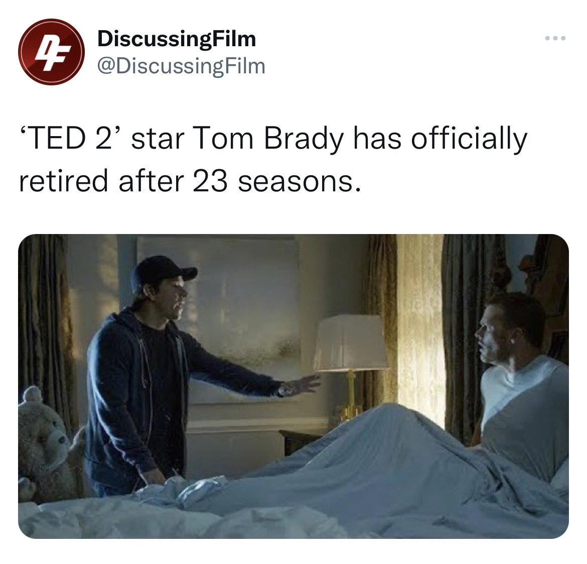 23 Hilarious Memes Honoring Tom Brady's 23 Seasons in the NFL