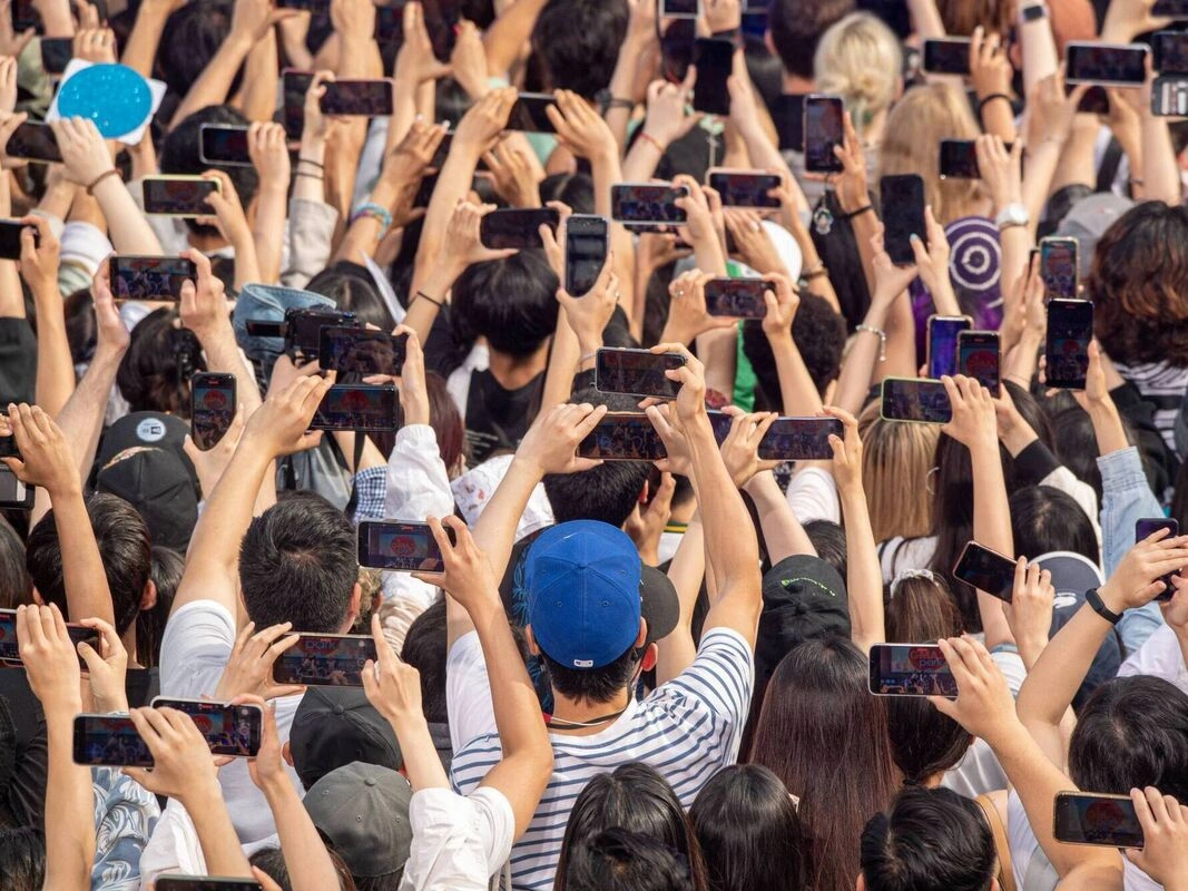 25 Nostalgic Memories from the 90s That Today's Kids Miss Out On