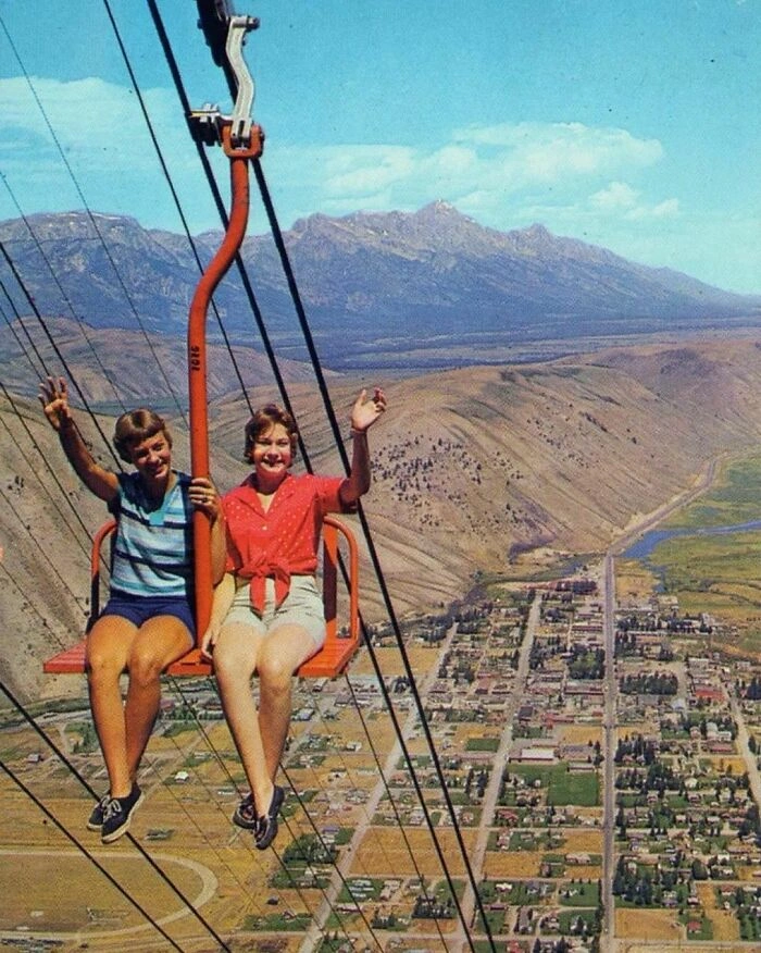 26 Captivating Images From Bygone Eras