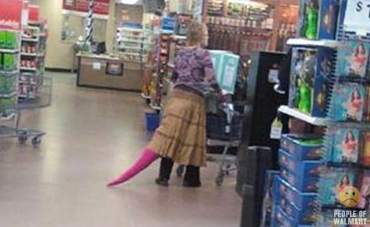 25 Jaw-Dropping Photos Showcasing the Unique Characters of Walmart