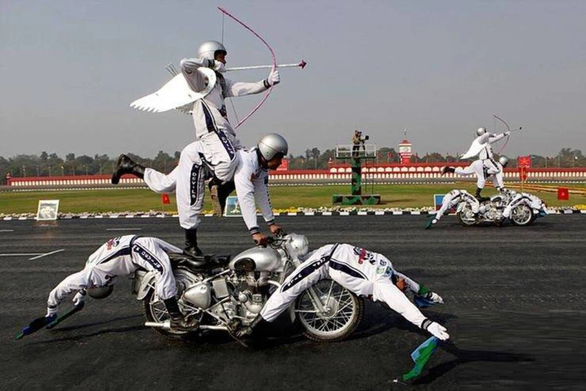 33 High-Quality Images and Interesting Finds to Brighten Your Day