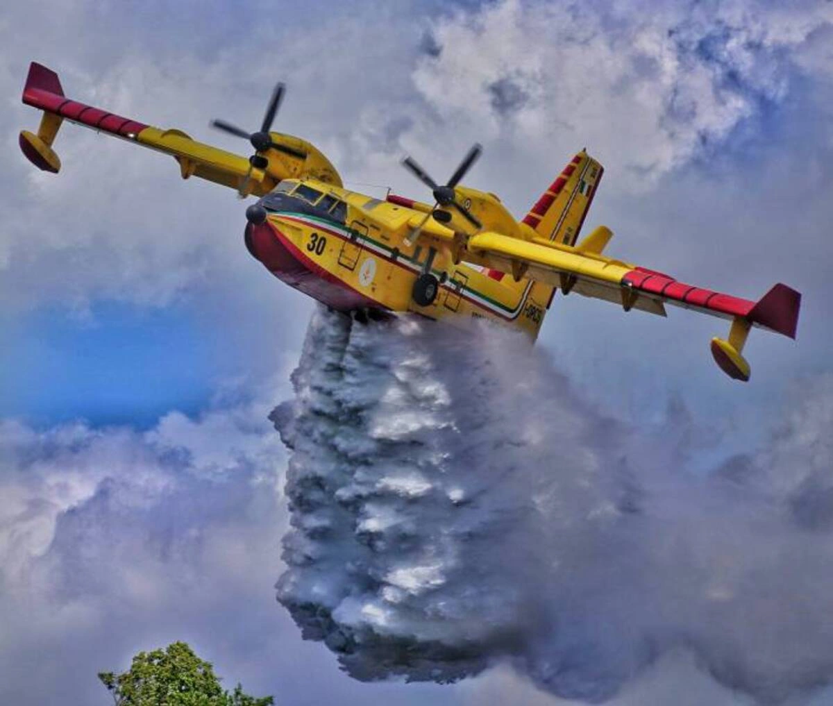 33 High-Quality Images and Interesting Finds to Brighten Your Day
