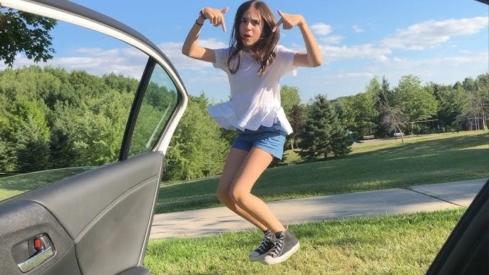 15 Ridiculous Fads that Took Social Media by Storm