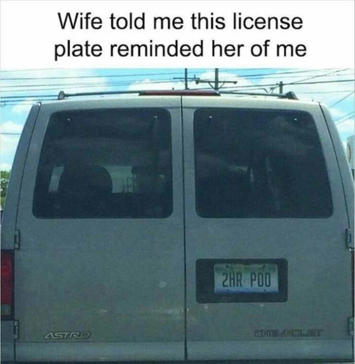 Start Your Week with a Dose of Randomness: 42 Fresh Pics and Memes to Brighten Your Monday