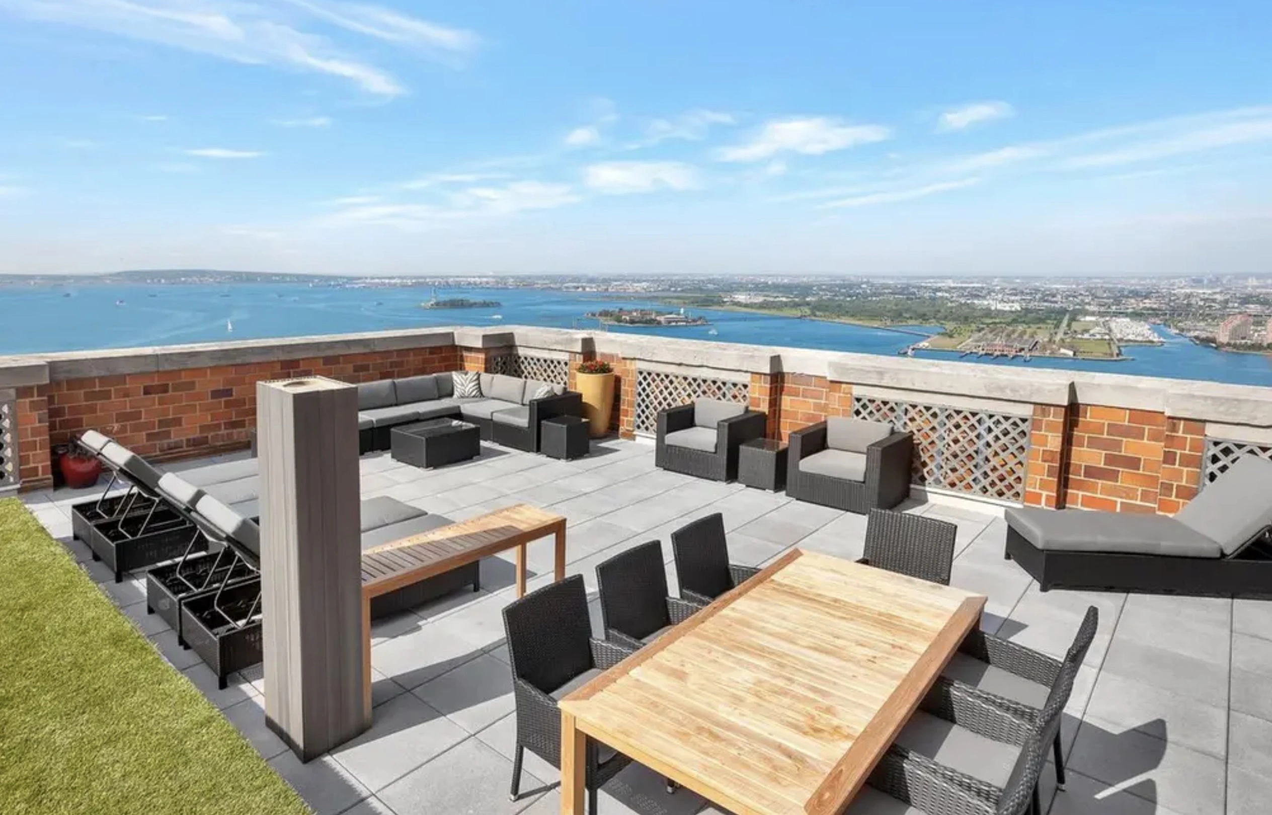 25 Photos: Life imitating Sims or Sims imitating life?