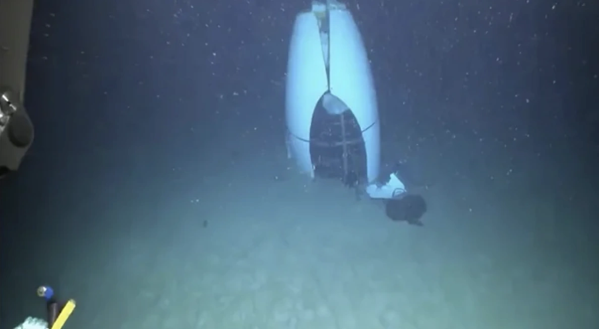 Saturday Morning Delights: 24 Captivating Images and Memes for Discerning Individuals