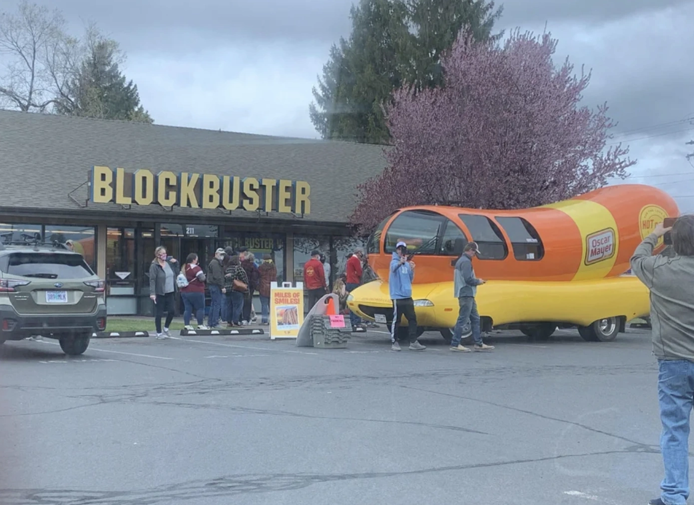 20 Stunning Photos of the Wienermobile, Captured Across the Nation