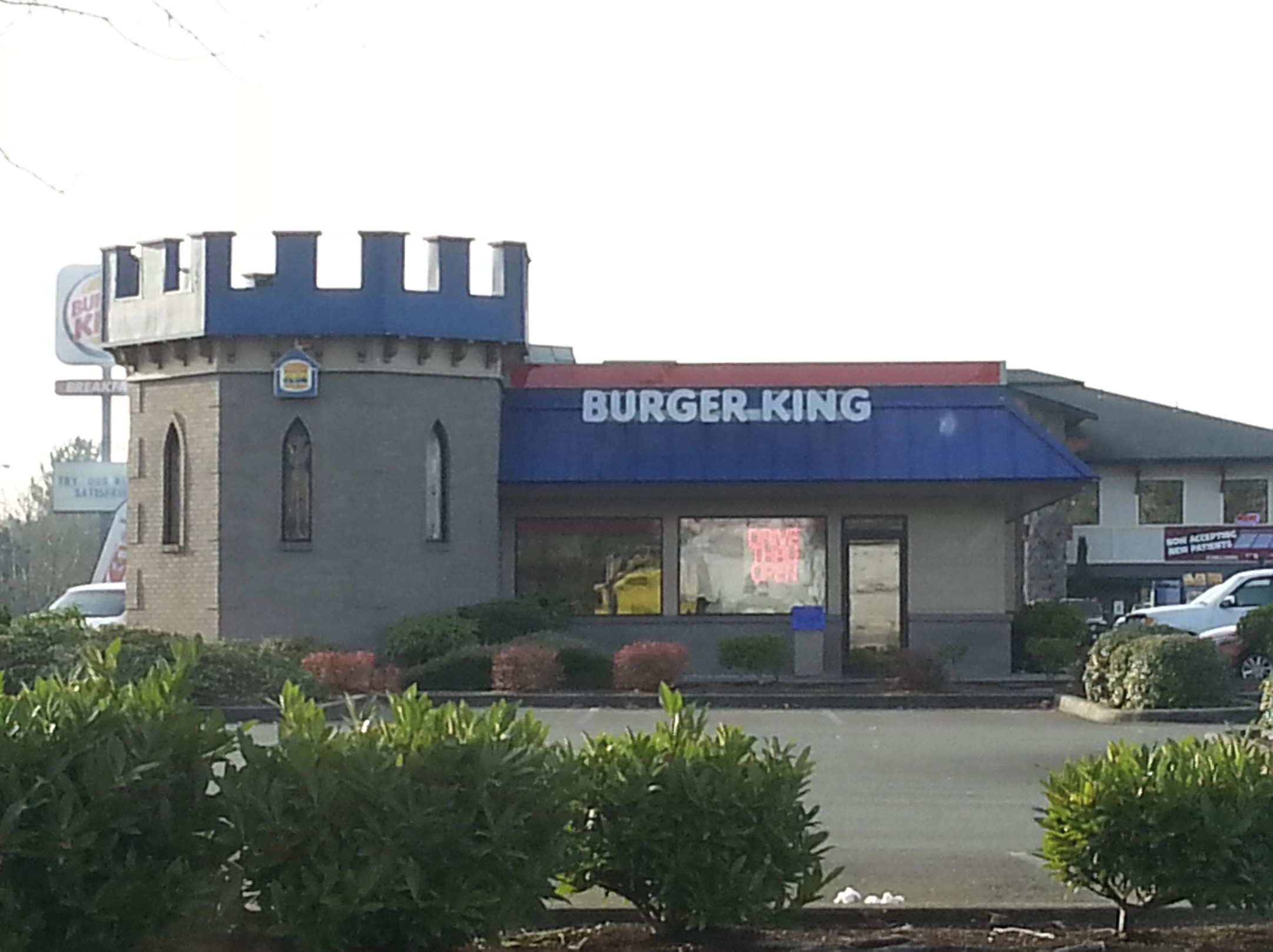 23 Sinister Businesses Residing in Haunting Gothic Structures