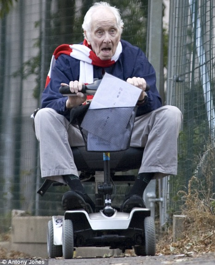 13 Senior Citizens Who Made a Run for It and Partied Like There's No Tomorrow