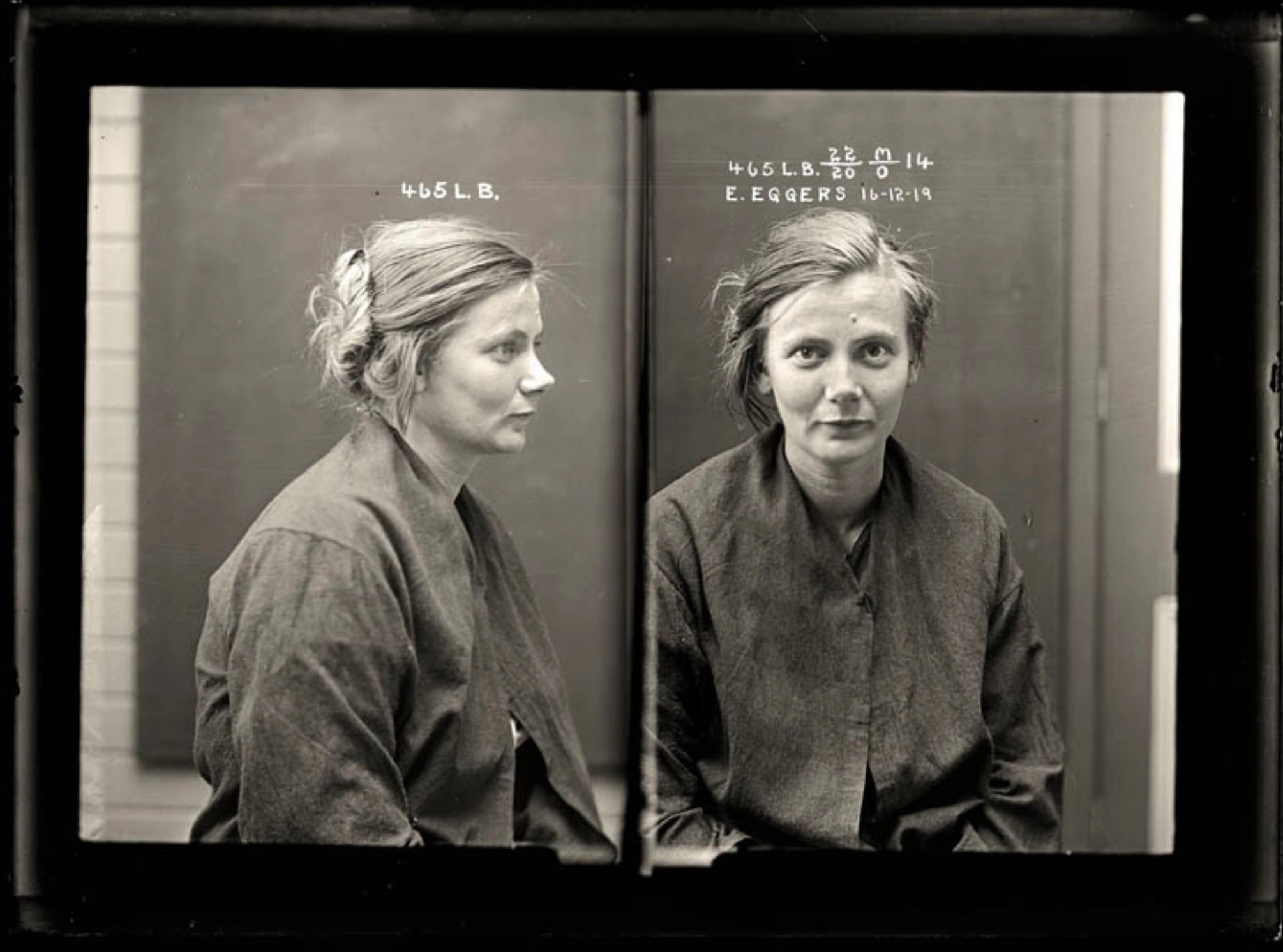 40 Vintage Glamour Shots of Notorious Women from the Past
